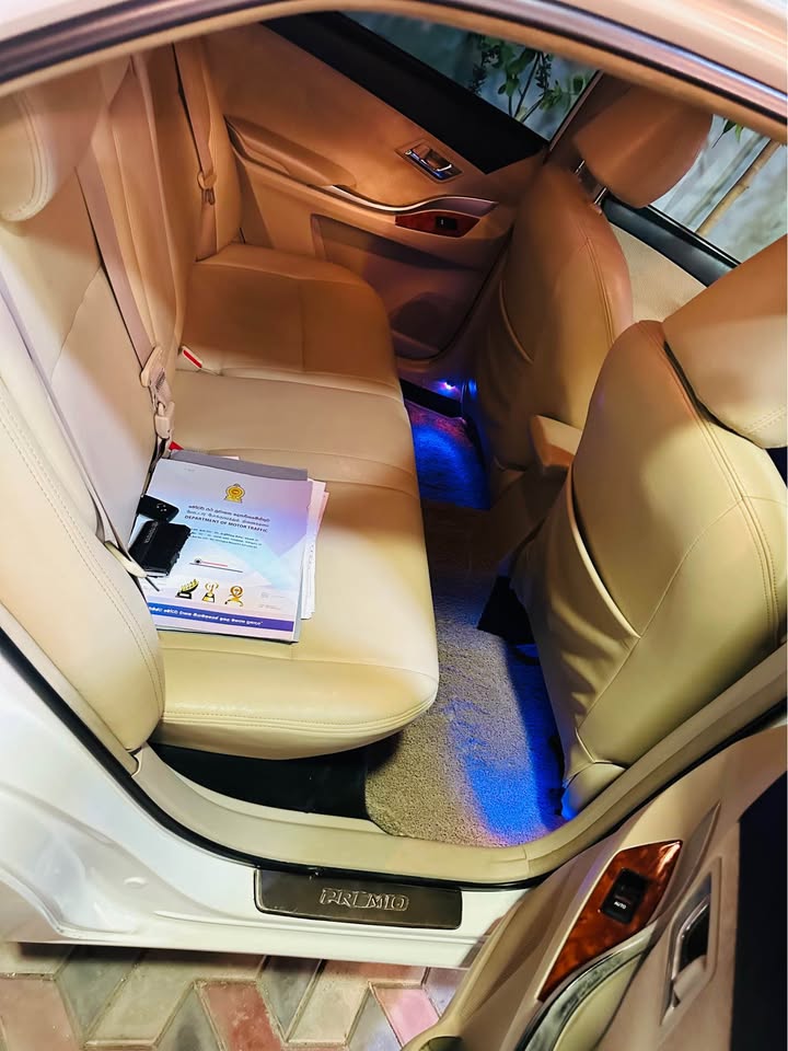 Toyota Premio G Superior